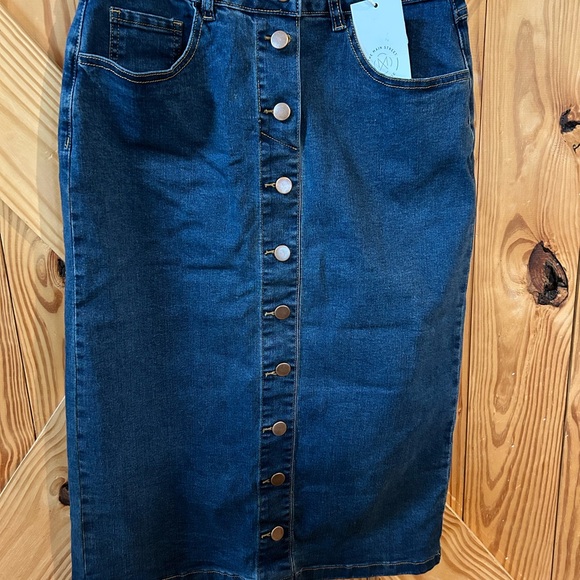The Main Street Exchange Dresses & Skirts - NWT The Main Street Exchange Button Front Denim Skirt